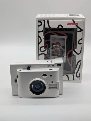 Good condition lomo instant - good,