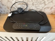 Sky Q Box model ES130 1TB with