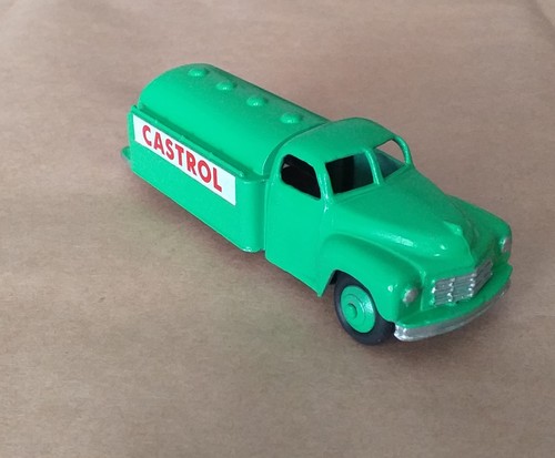 Vintage dinky studebaker - ,