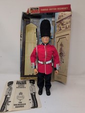 VINTAGE ACTION MAN FAMOUS BRITISH REGIMENTS BOXED GRENADIER GUARDS FIGURE RARE