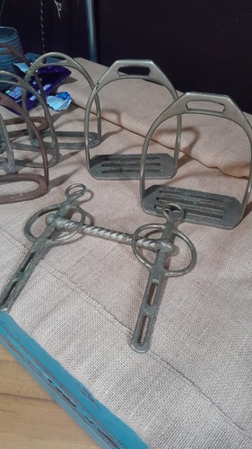 Vintage horse stirrups - vintage,