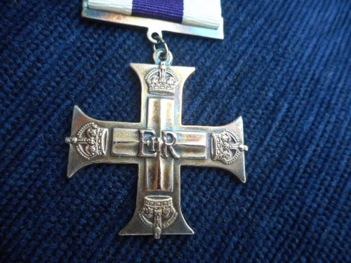 Military cross 2 - cross, q