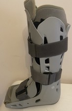 Aircast Airselect Elite Inflatable Walking Cast Boot size M uk shoe size 6-9 
