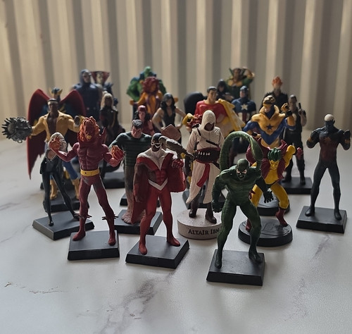 Marvel metal figurine lot - marvel,