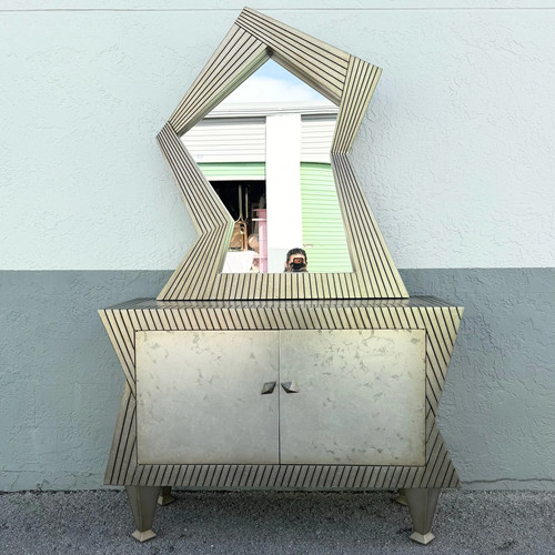 Vintage memphis style sculpted - memphis,
