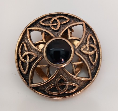 Ladies broach medieval design - ladies,