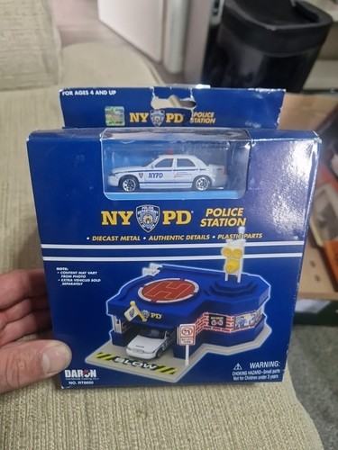 Daron nypd fire station bnib - fire,