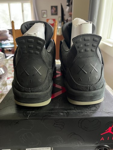 Size jordan 4 retro - 11,
