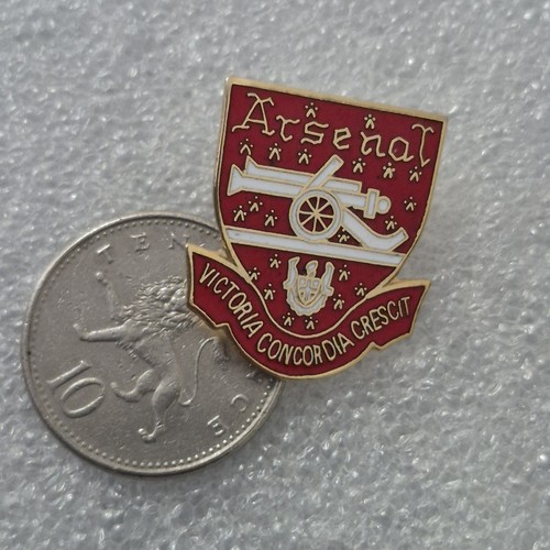 Arsenal badge - arsenal,