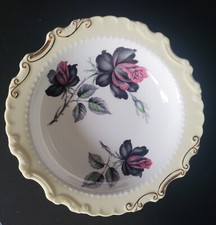 EXQUISITE!! Royal Albert