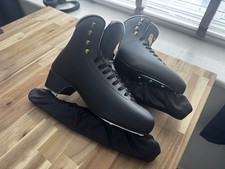 Belati Gardenia black Figure