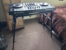 Adjustable DJ Deck Stand