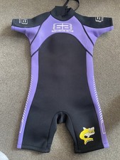BANANA BITE  KIDS WETSUIT SIZE 3 6 -7 Years See Description For Measurements