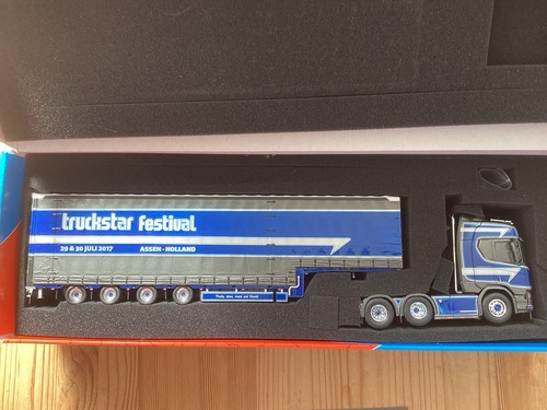 Tekno truck - 1:50,