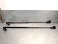 90450BV82A boot shock