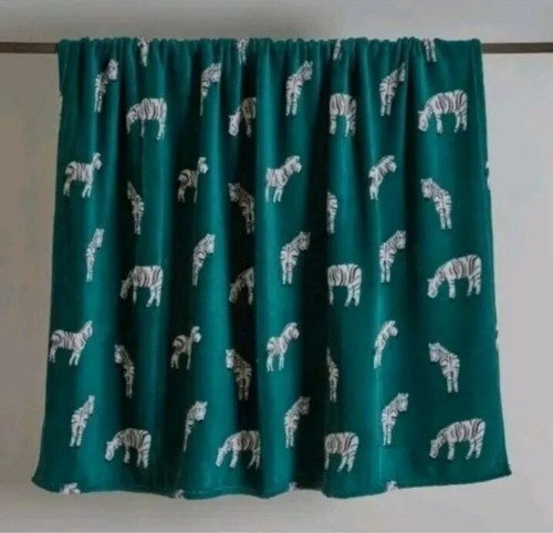 Dunelm zebra fleece throw - zebra,