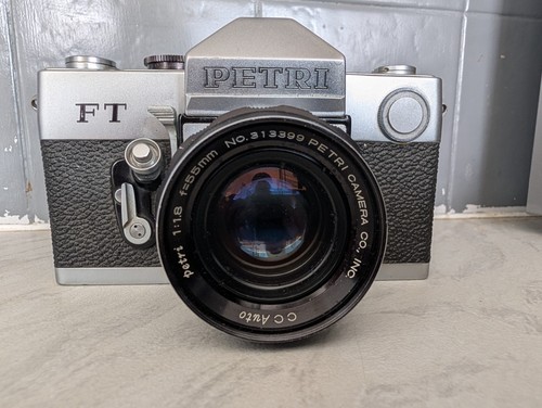 Petri 35mm slr camera - petri,