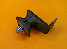 AUSTIN 1800 AUSTIN MAXI AMBASSADOR PRINCESS NOS RUBBER EXHAUST MOUNT -SM34U