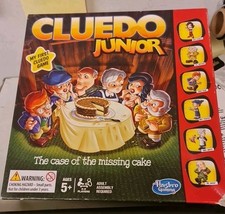 148. Cluedo Junior Board Game The Case Of The Missing Chocolate Cake Parker 2003