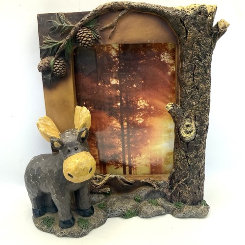 Vtg moose picture frame - moose, forest