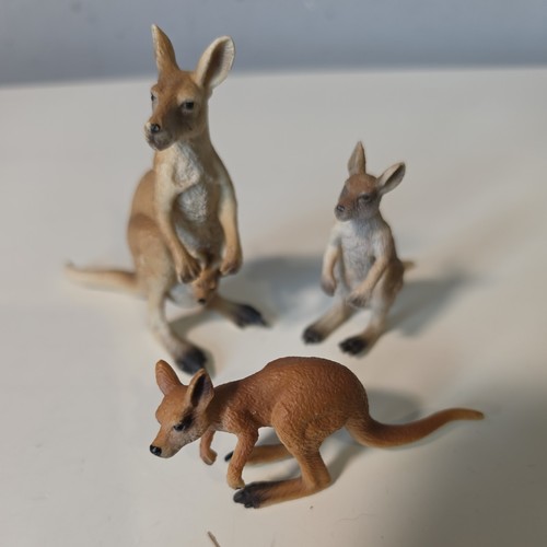 Schleich kangaroo and joey - schleich,