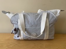 Pre-owned Large Kipling Sports/ Overnight Bag Light Gray (No shoulder strap)