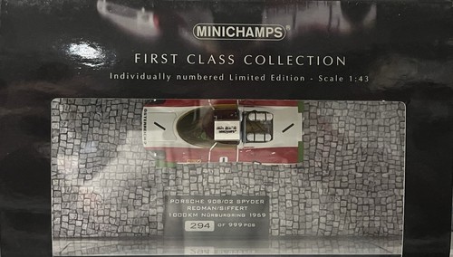 Minichamps 437692001 - 1/43,