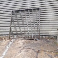 GATES - HEAVY DUTY YARD GATES