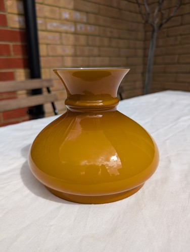 Yellow cased glass vesta - vesta, /