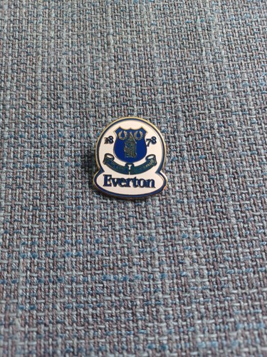 Everton white enamel pin - fc,