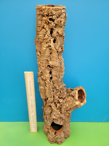 Cork bark tube hide - bark,
