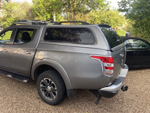 L200 series fullback - l200,