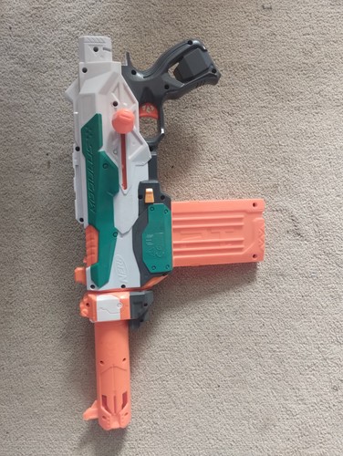 Nerf tri strike includes - tri, strike,