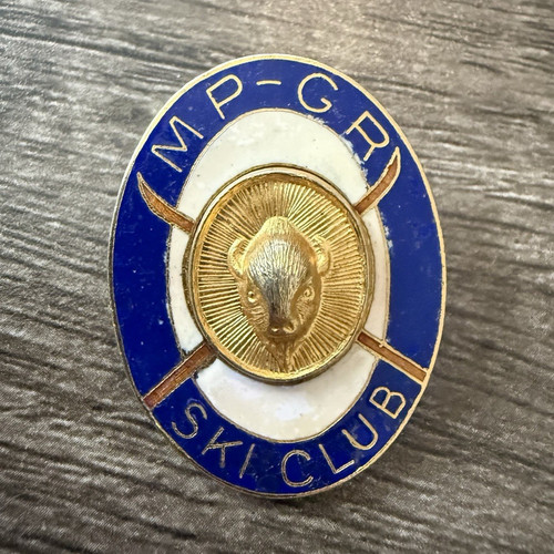 Mpgb ski club enamel badge - ski,