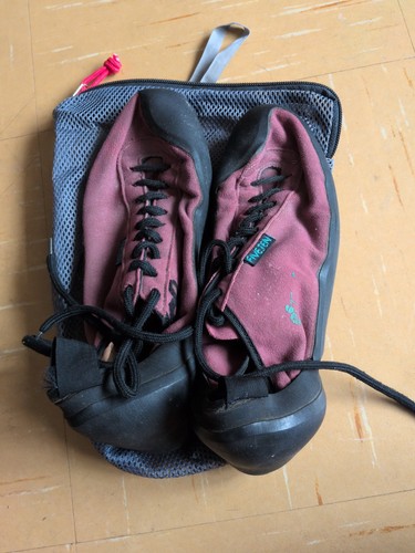 Five ten climbing - five, shoes
