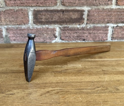 Vintage unusual cross pein - cross,