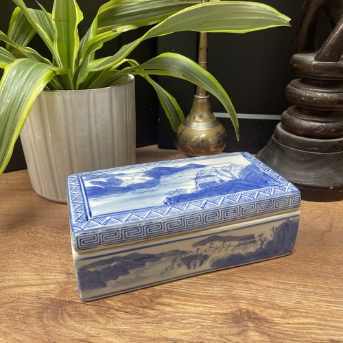 Chinese blue white porcelain - chinese,