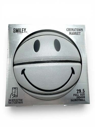 Rare chinatown market smiley - rare,