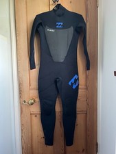 Youth age 14 Billabong Junior Foil 5/4/3 Winter Wetsuit.  Barely used