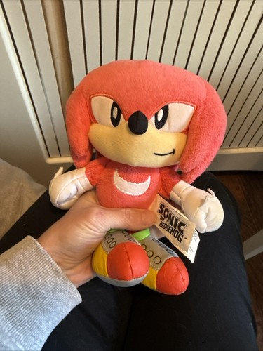 Plush modern knuckles - ,