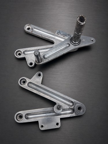 Aprilia 125 rearsets - rearsets, racing