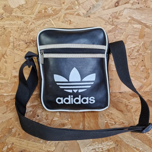 Adidas originals trefoil - adidas,