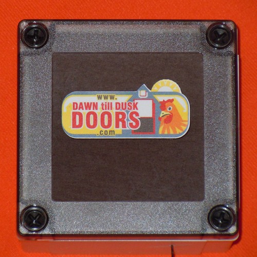Automatic chicken door pop - door,