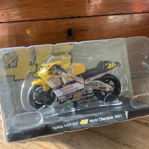 Valentino rossi altaya 18 - rossi, 1:18