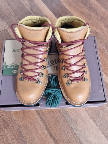 Danner mountain pass horween - mountain,