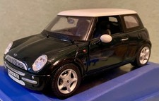 Maisto 1:24 Scale Mini Cooper