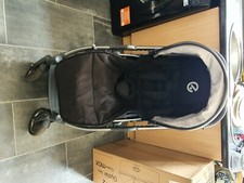 Obaby Oyster 2 Limited edition City grey. With carry cot and accessories.