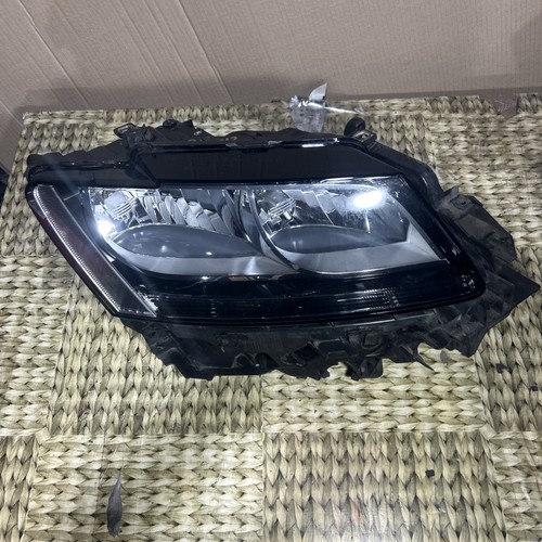 Audi 2012 right halogen - audi, q5