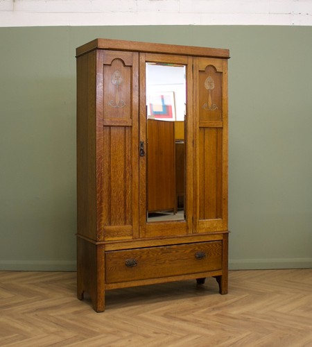 Antique arts and crafts oak - and,