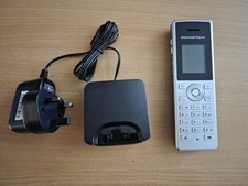 Grandstream WP810 Wireless IP Phone / Handset - Includes charger and cradle